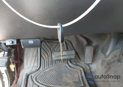 2004 Chevrolet Silverado 1500 Z71 from USA, damaged, VIN 2GCEK19T441195114